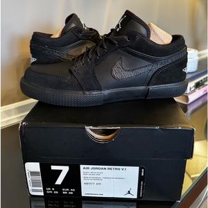 Air Jordan Retro V.1